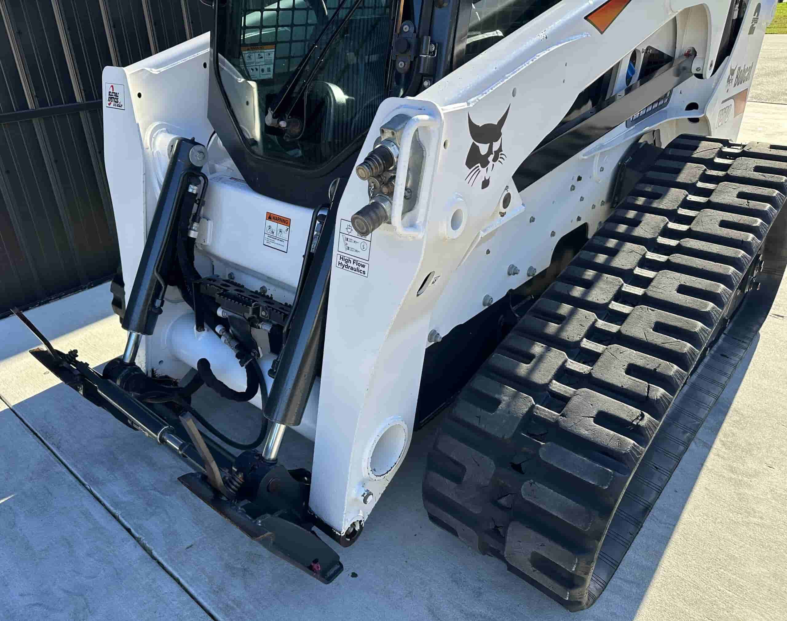 2019 BOBCAT T870 HIGH FLOW
